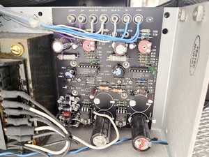 Thumbnail image of BD FACScalibur Flow Cytometer