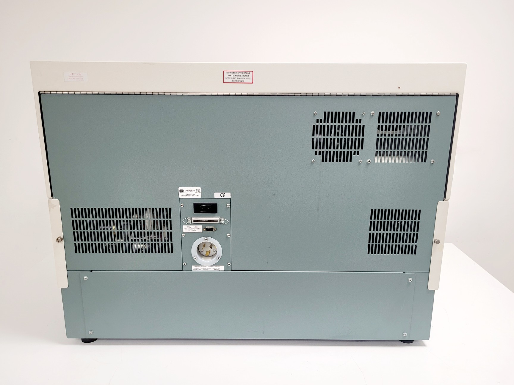 Image of BD FACScalibur Flow Cytometer