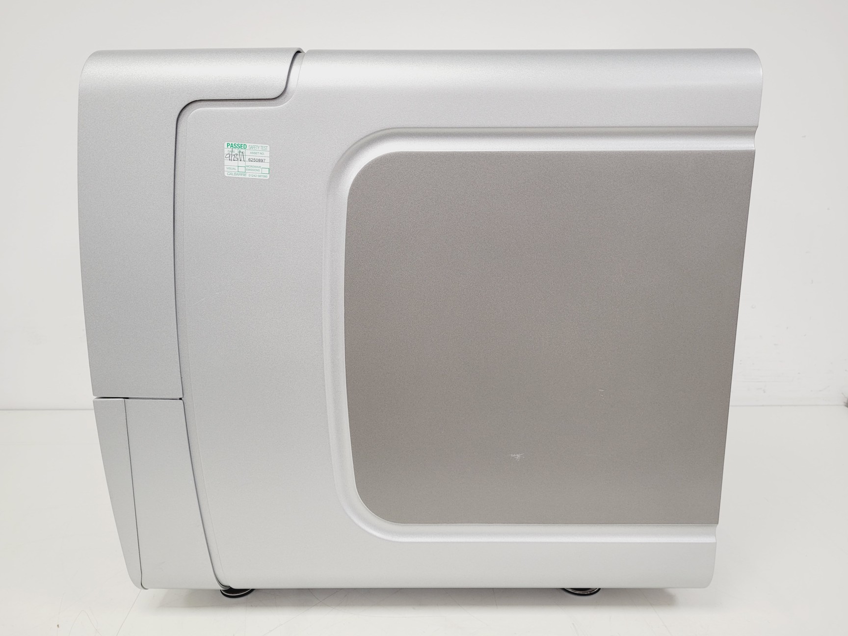 Image of Qiagen QIAcube Nucleic Acid Purification System