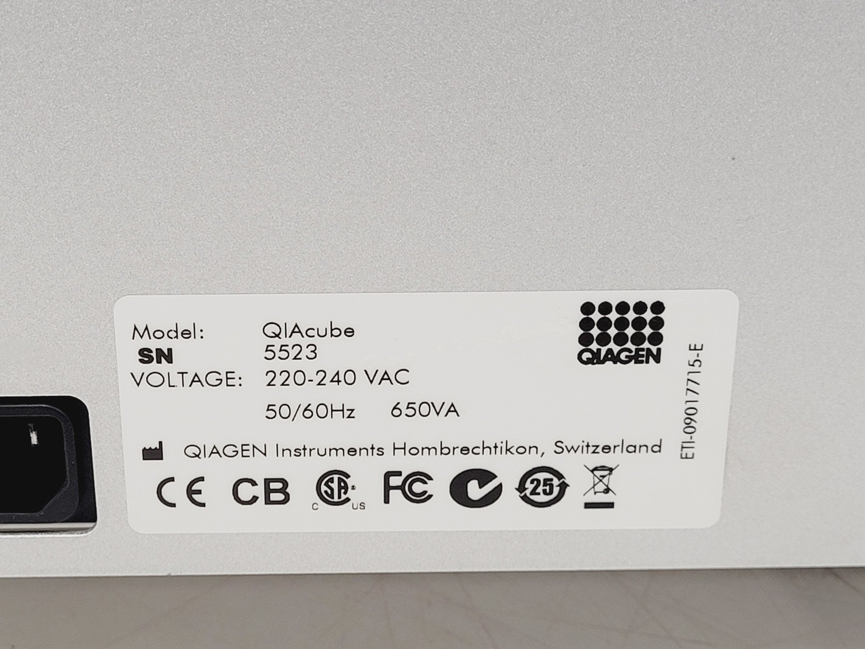 Image of Qiagen QIAcube Nucleic Acid Purification System