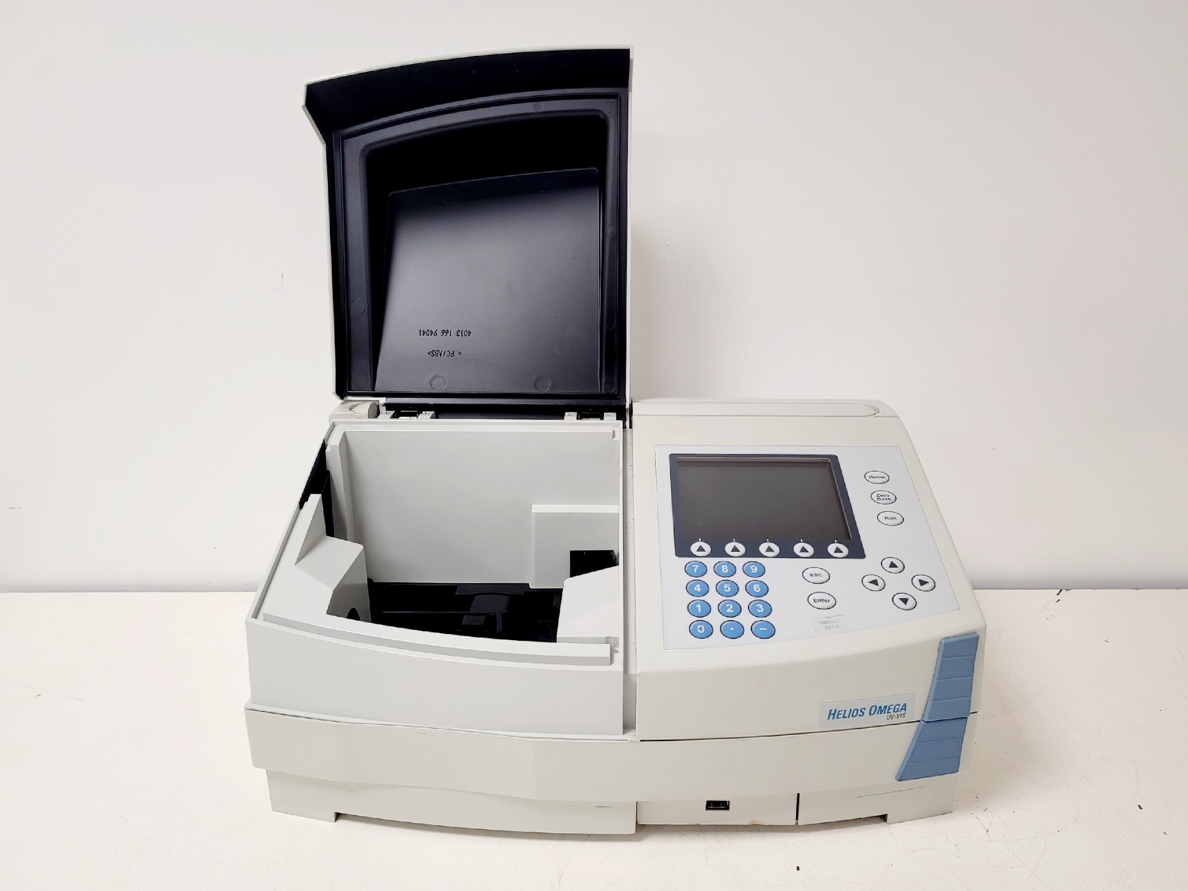 Image of Thermo Scientific Helios Omega UV-VIS Spectrophotometer Lab