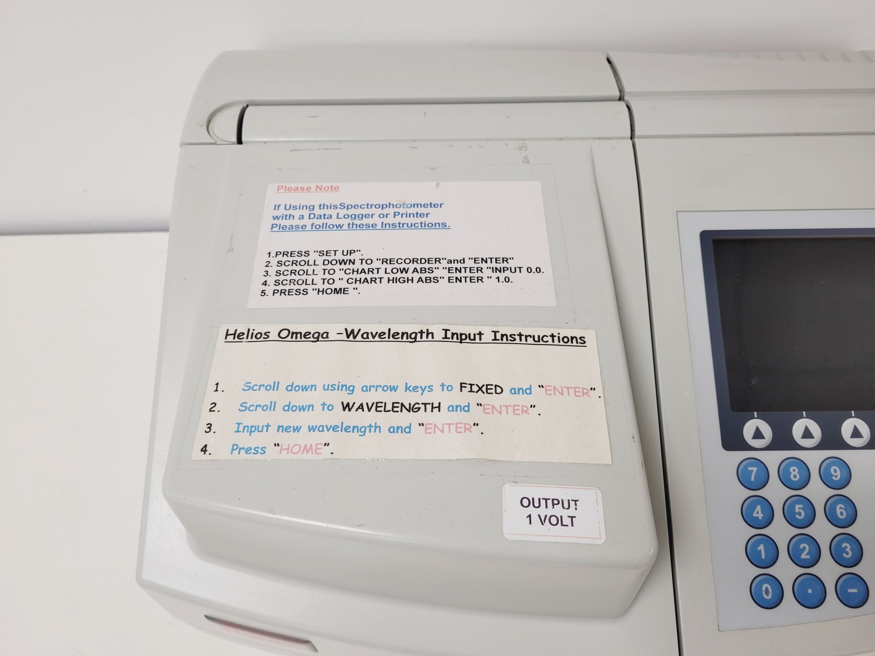 Image of Thermo Scientific Helios Omega UV-VIS Spectrophotometer Lab