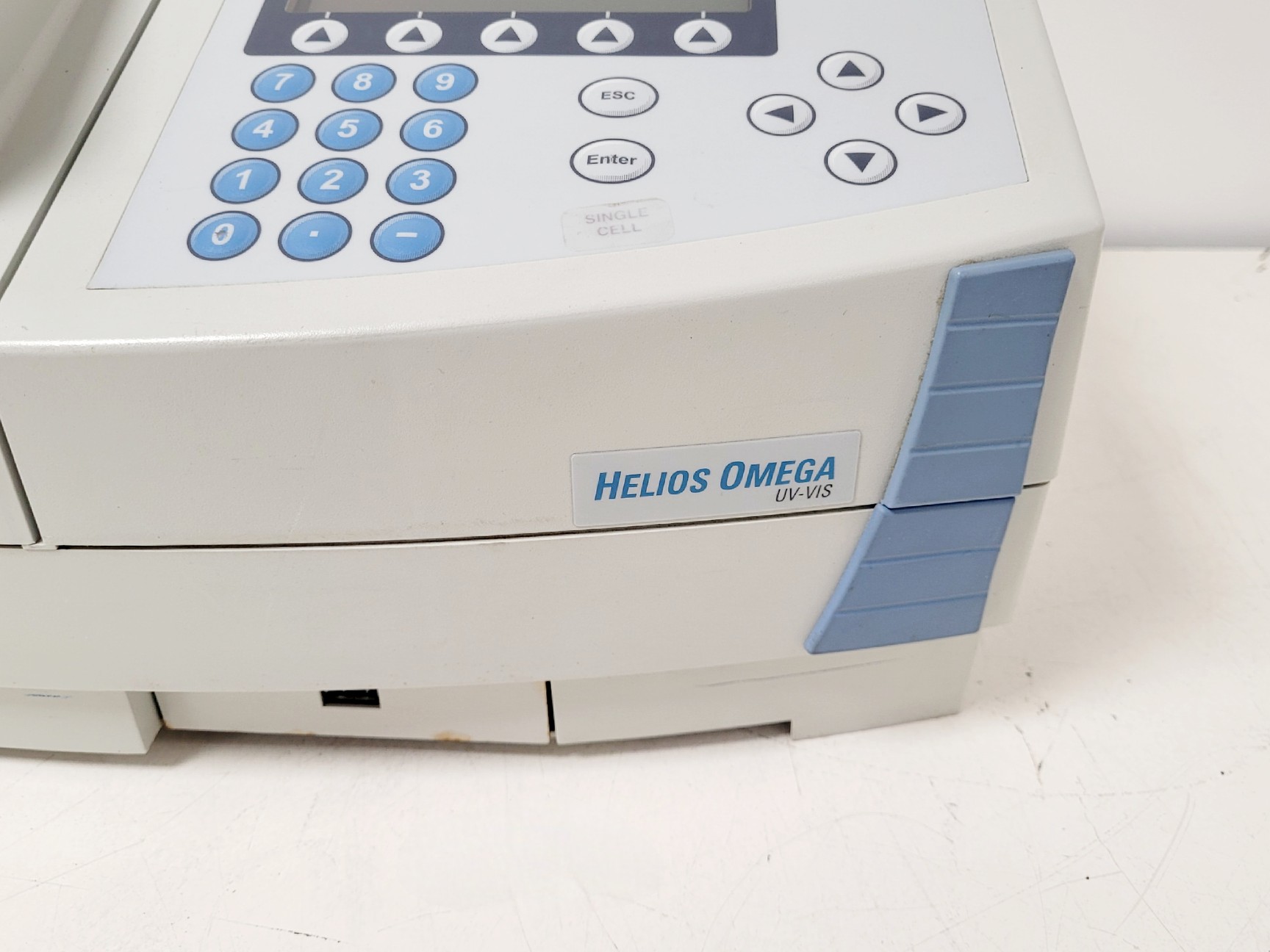 Image of Thermo Scientific Helios Omega UV-VIS Spectrophotometer Lab