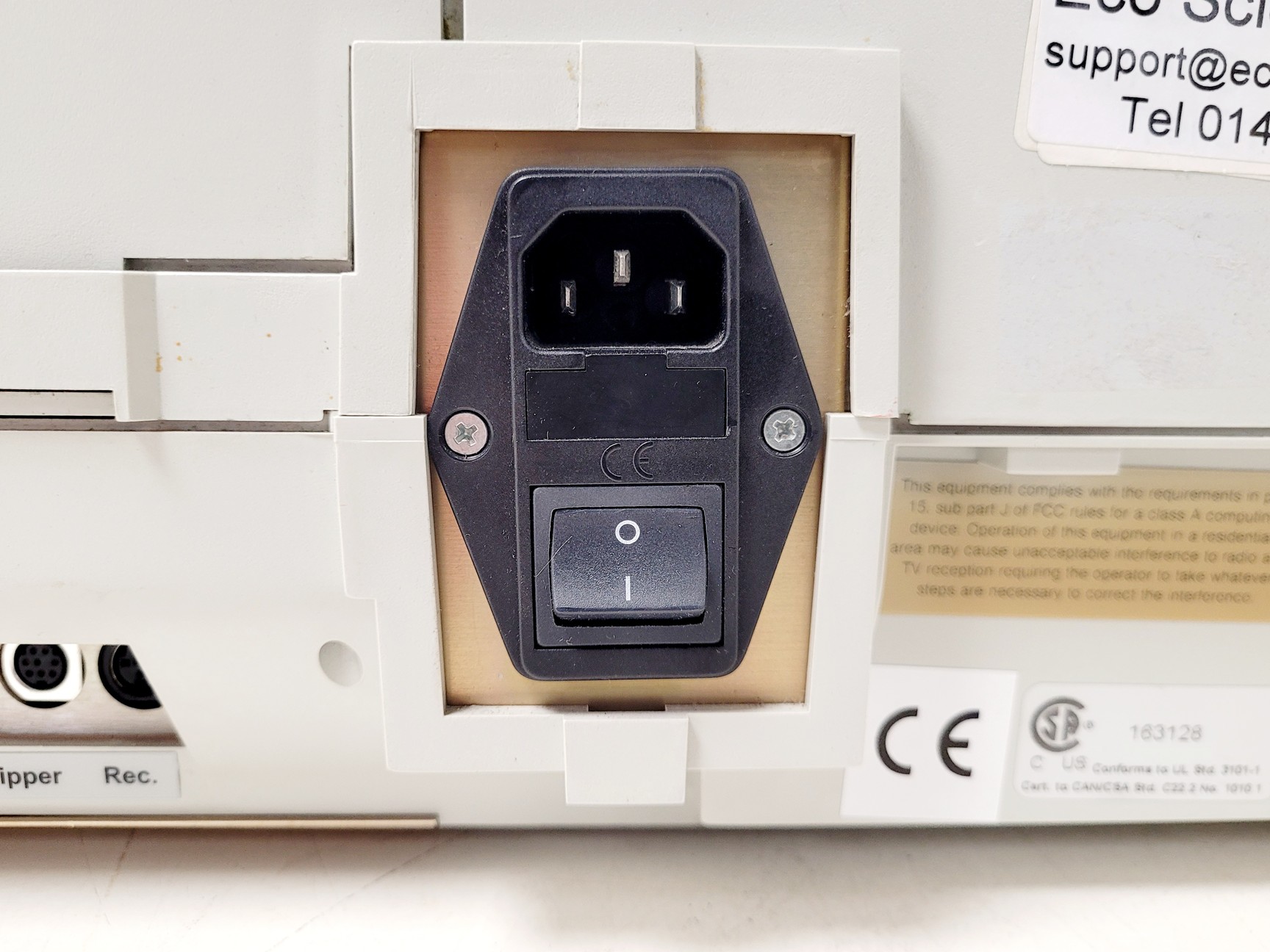 Image of Thermo Scientific Helios Omega UV-VIS Spectrophotometer Lab