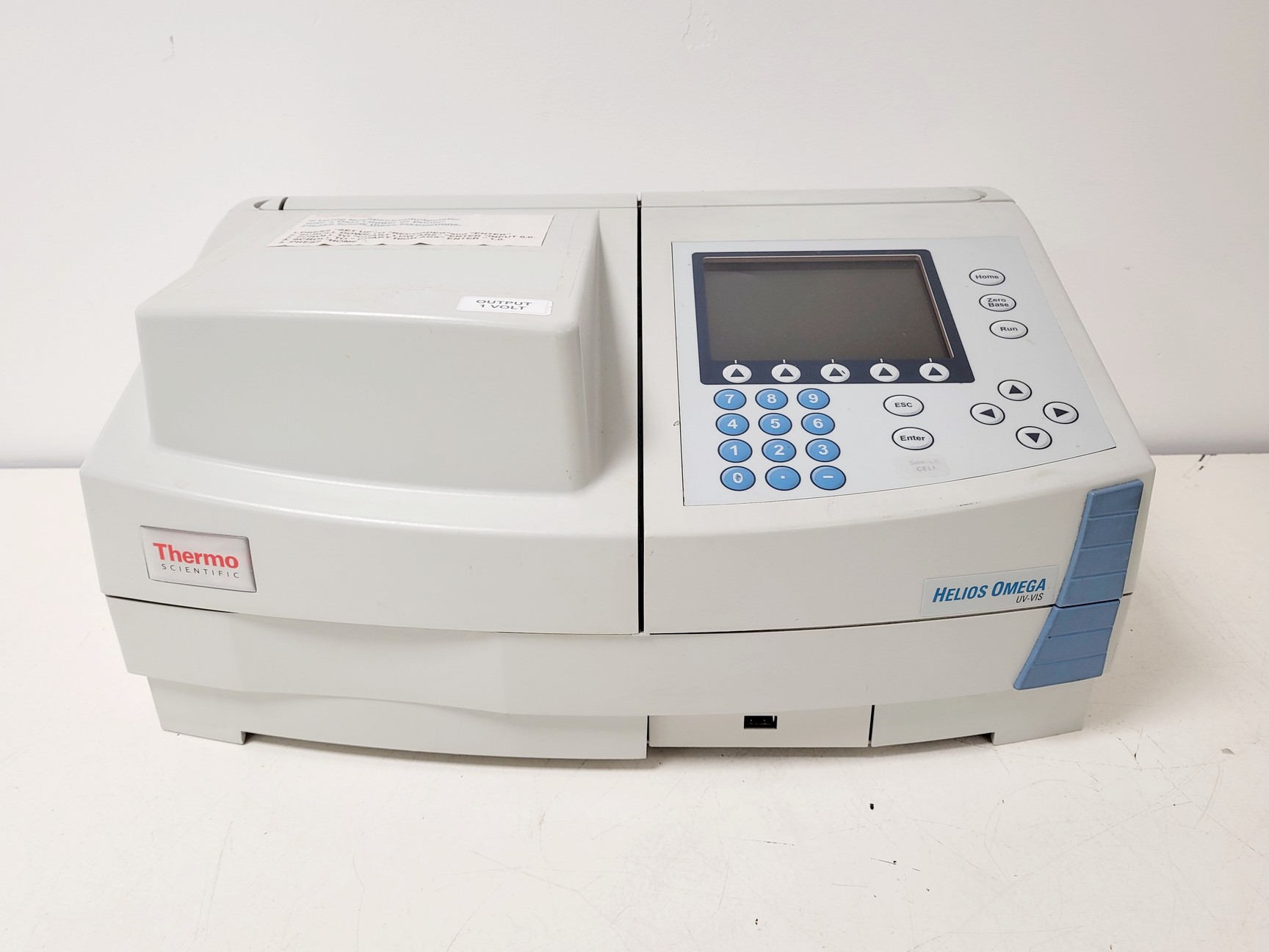Image of Thermo Scientific Helios Omega UV-VIS Spectrophotometer Lab