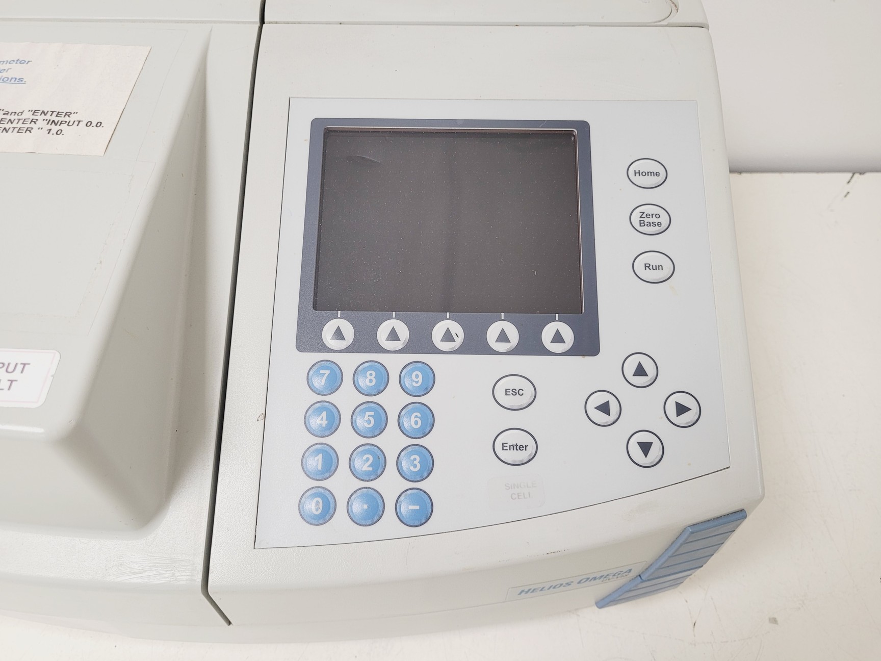 Image of Thermo Scientific Helios Omega UV-VIS Spectrophotometer Lab