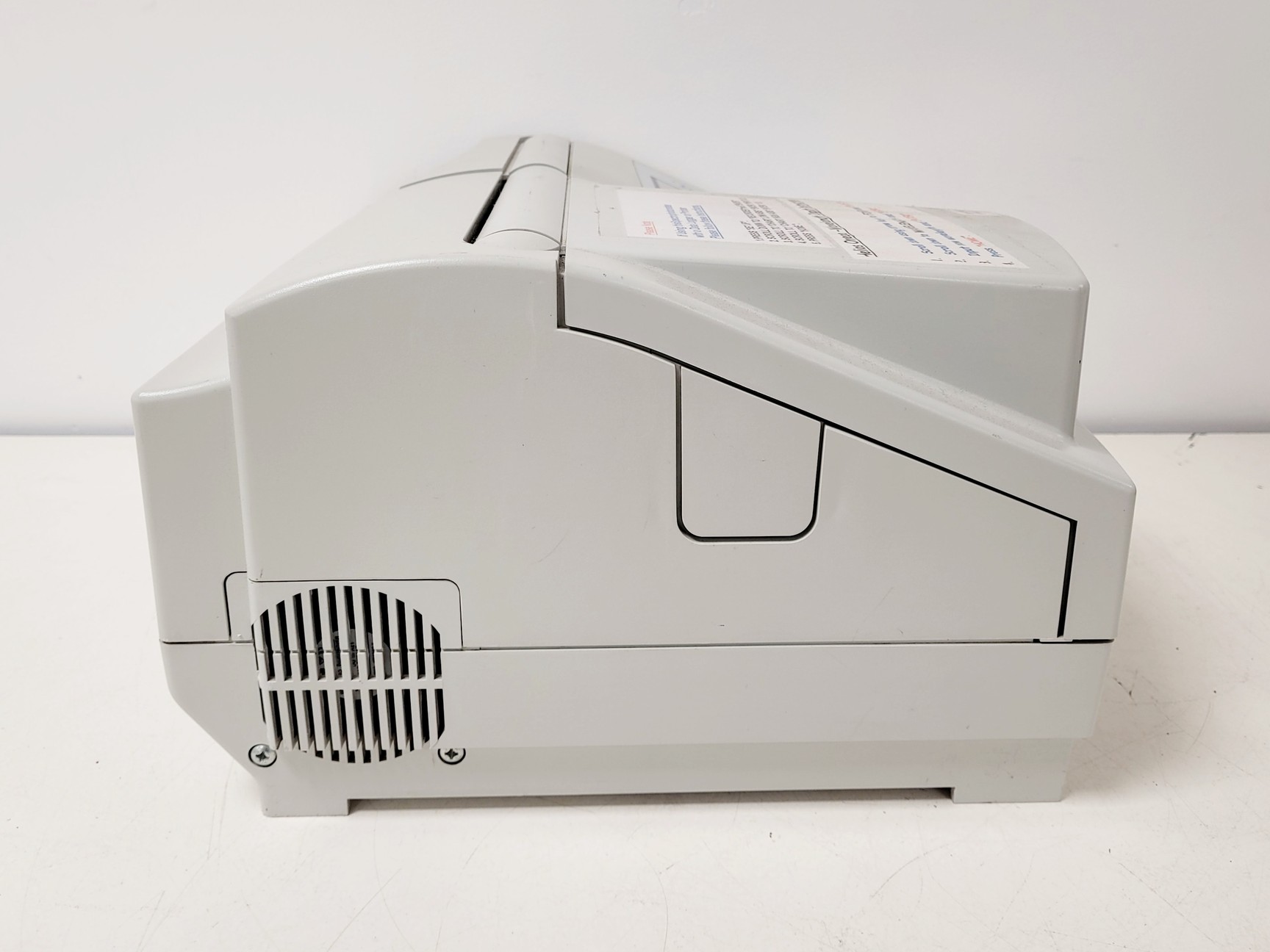 Image of Thermo Scientific Helios Omega UV-VIS Spectrophotometer Lab