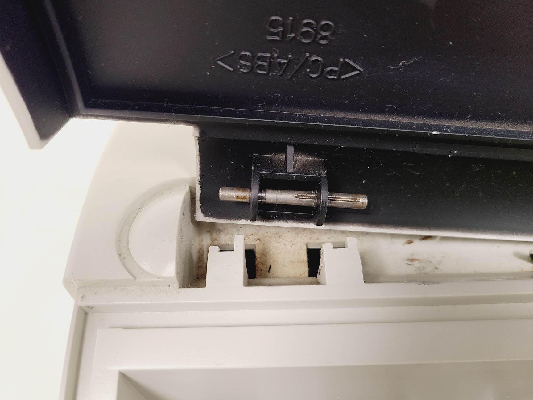 Image of Unicam Helios Gamma UV-Vis Spectrophotometer Lab
