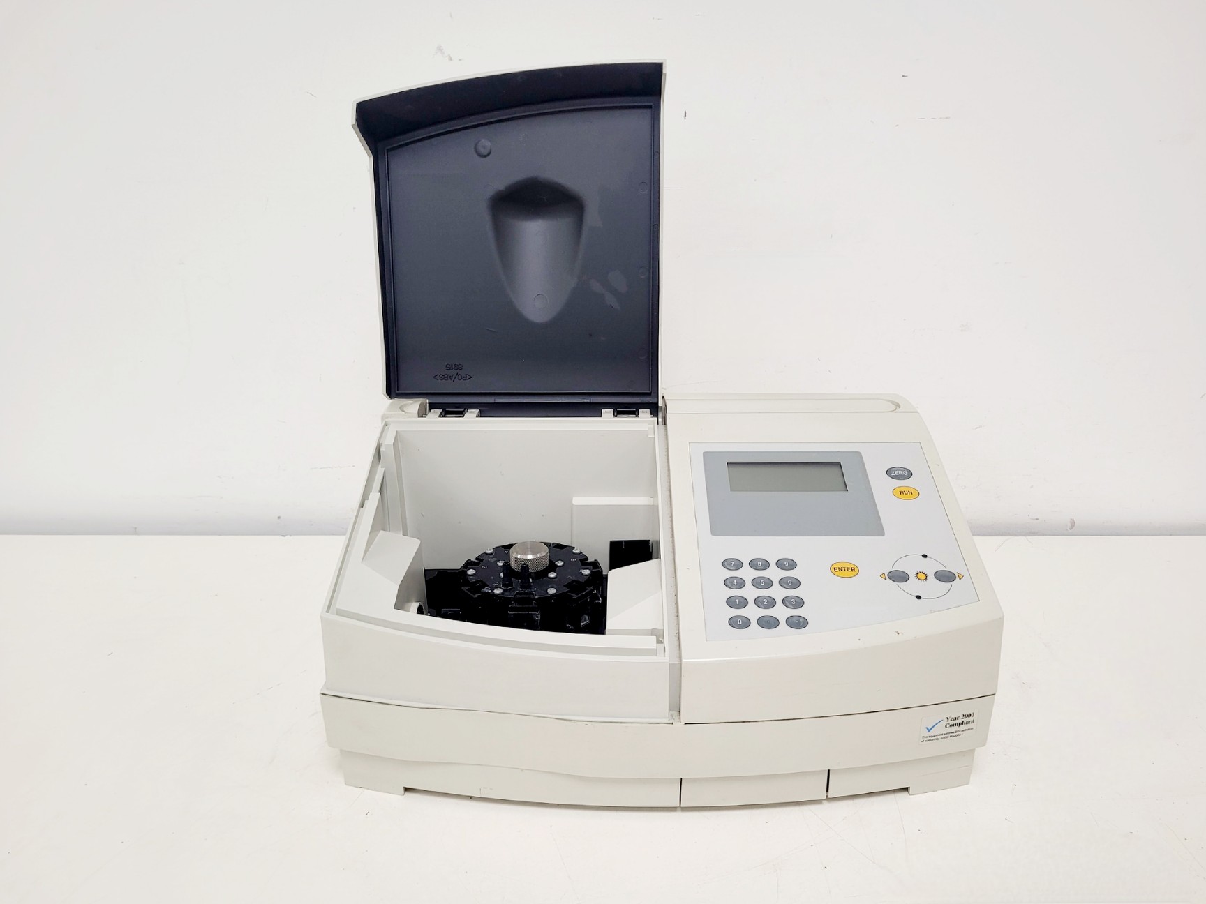 Image of Unicam Helios Gamma UV-Vis Spectrophotometer Lab