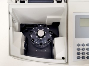 Thumbnail image of Unicam Helios Gamma UV-Vis Spectrophotometer Lab