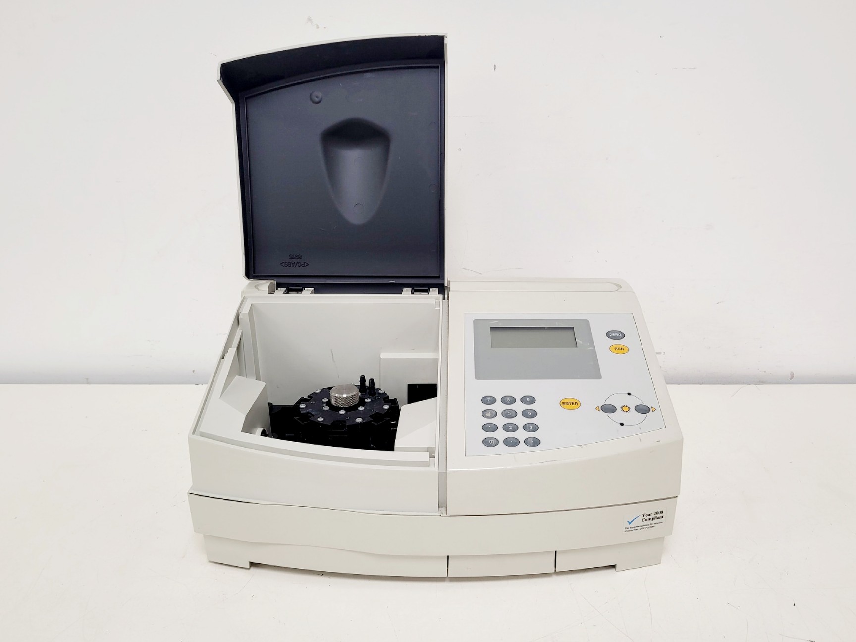 Image of Unicam Helios Gamma UV-Vis Spectrophotometer Lab