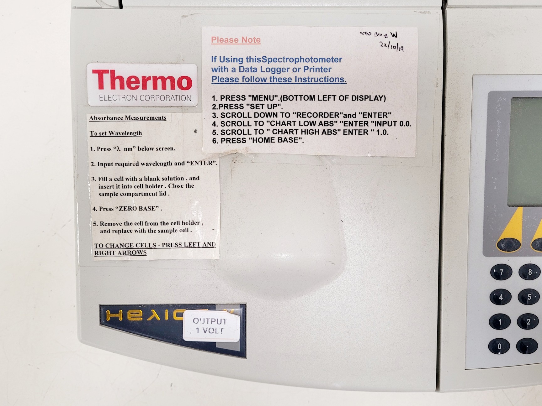 Image of Thermo Helios Gamma UV-Vis Spectrophotometer Lab