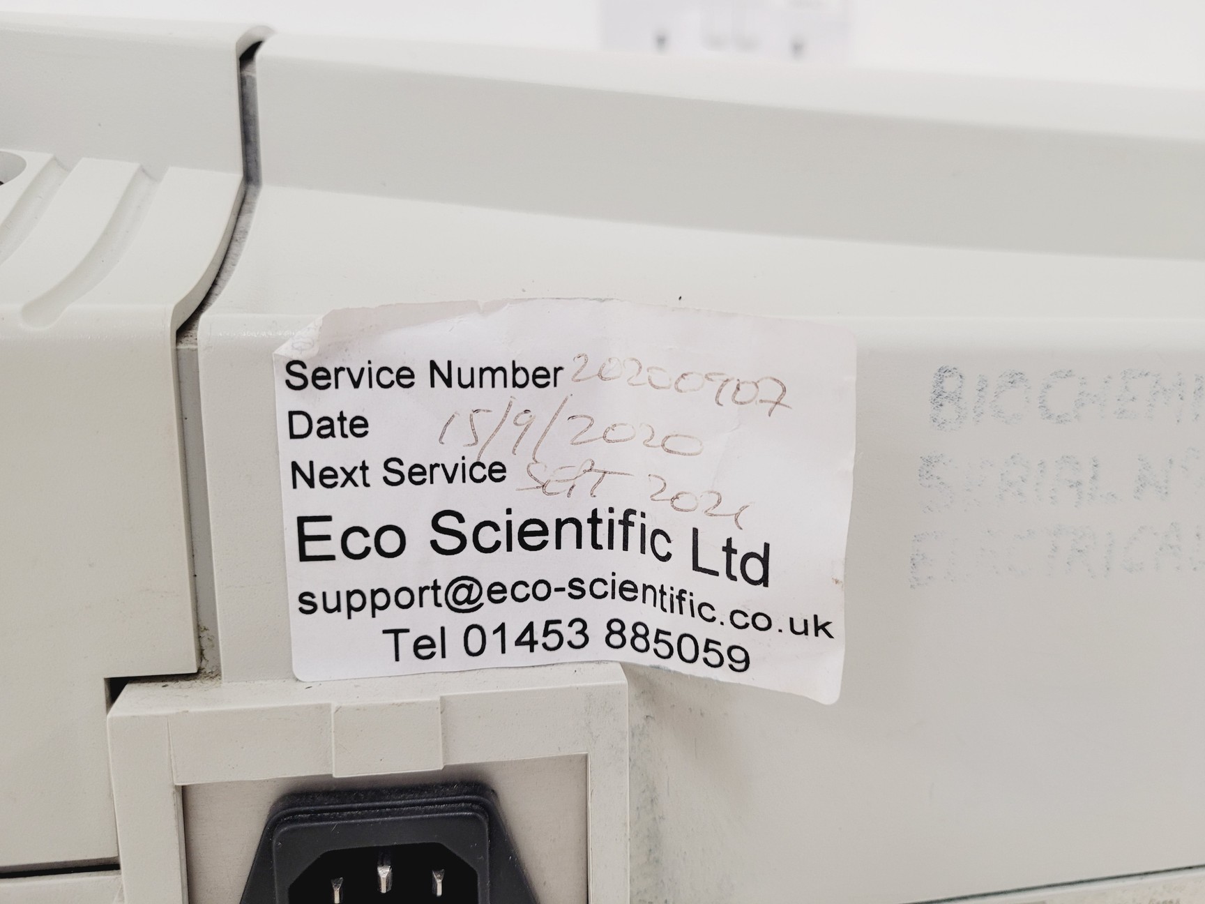 Image of Thermo Helios Gamma UV-Vis Spectrophotometer Lab