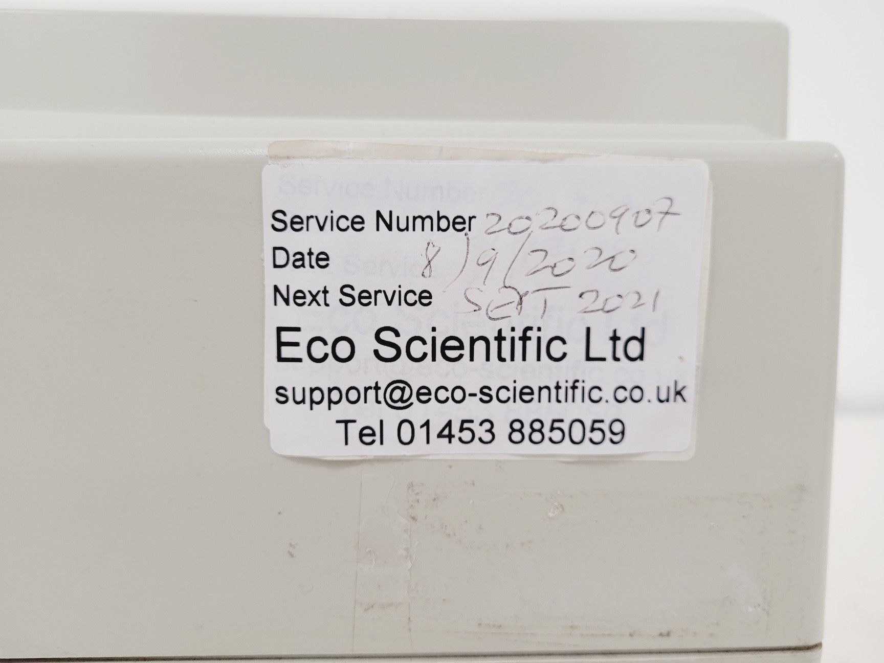 Image of Unicam Helios Gamma UV-VIS Spectrophotometer Lab