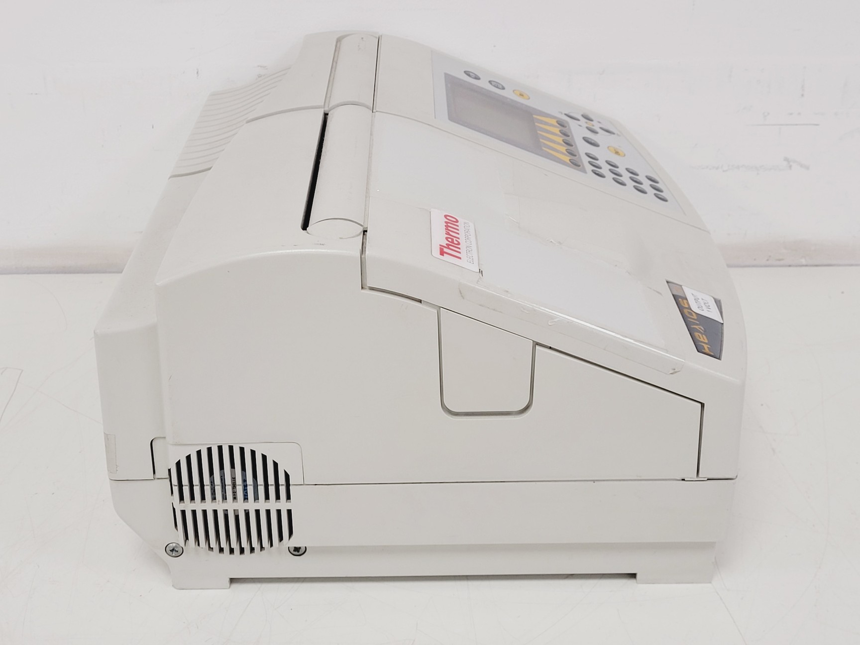 Image of Thermo Electron Corporation Helios Gamma UV-VIS Spectrophotometer Lab