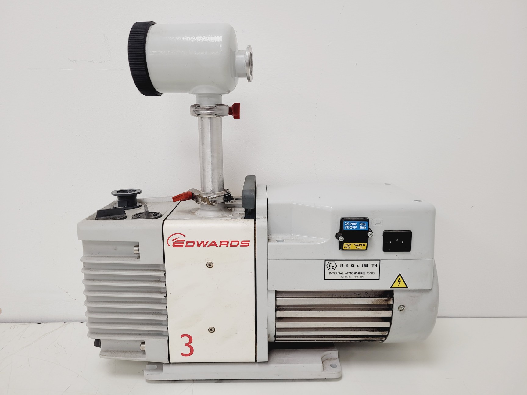 Perkin Elmer Clarus 500 GC-MS System with Clarus 560 MS, PC & Edwards ...