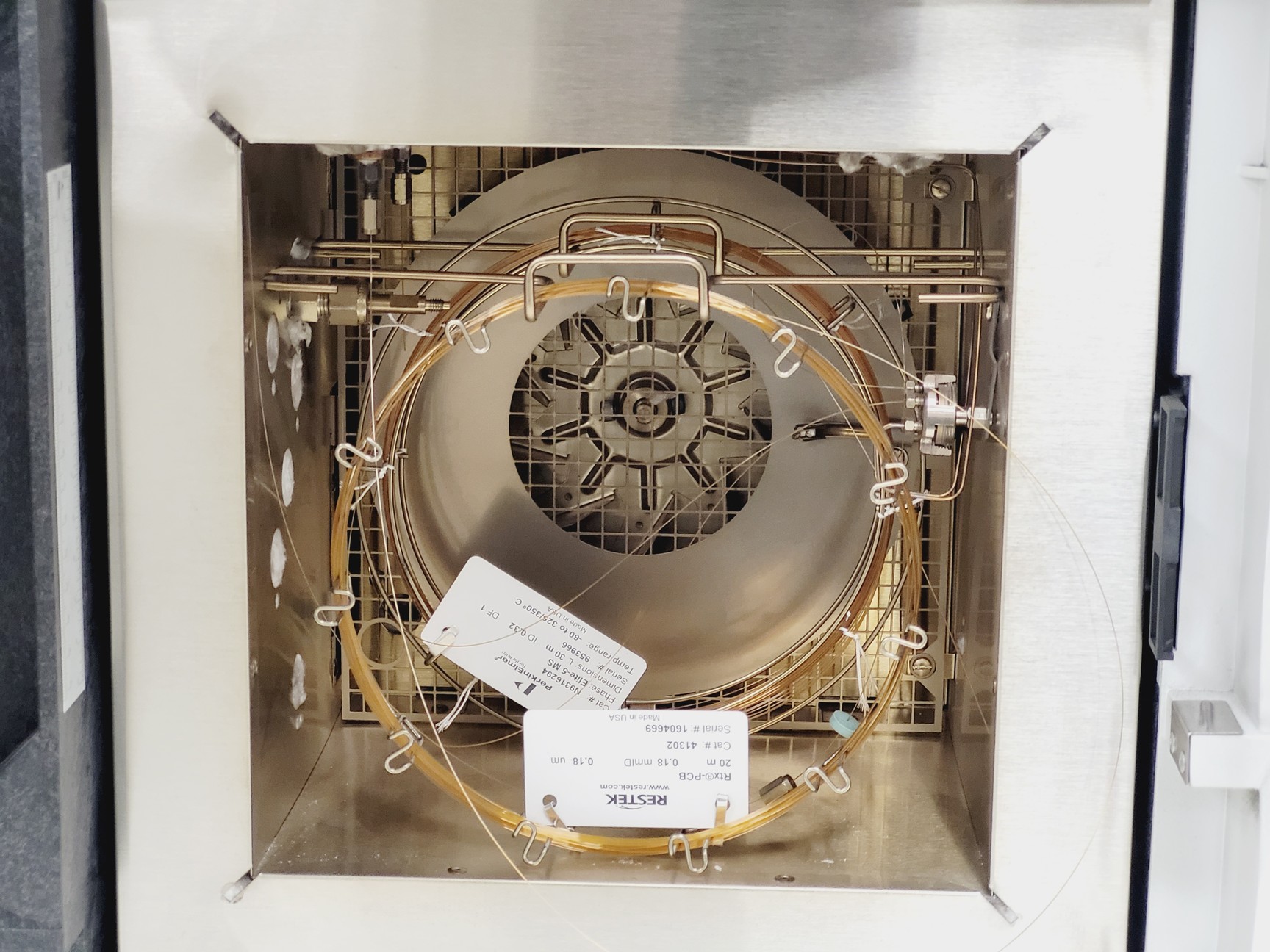 Image of Perkin Elmer Clarus 500 GC-MS System with Clarus 560 MS, PC & Edwards RV3 Pump