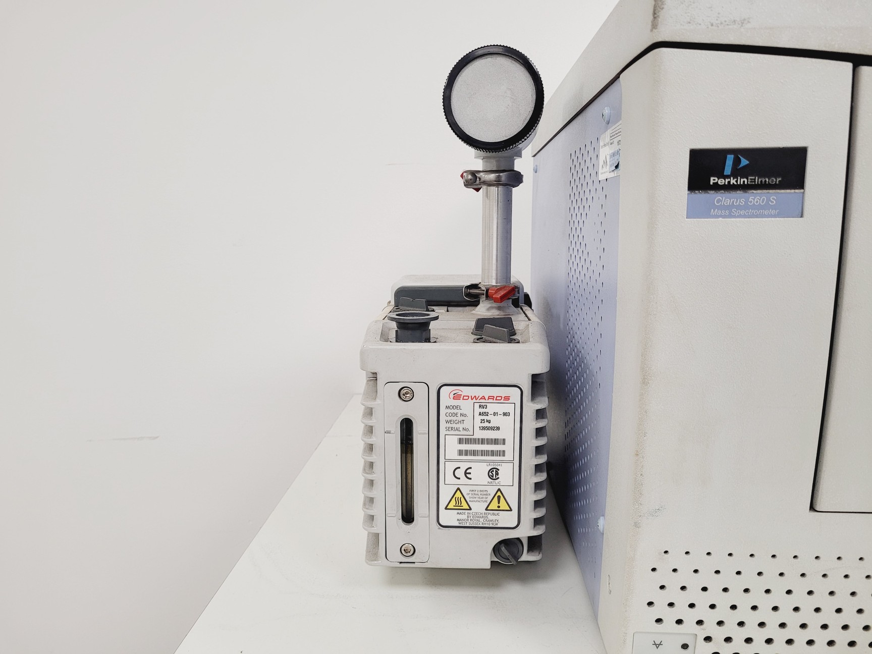 Image of Perkin Elmer Clarus 500 GC-MS System with Clarus 560 MS, PC & Edwards RV3 Pump