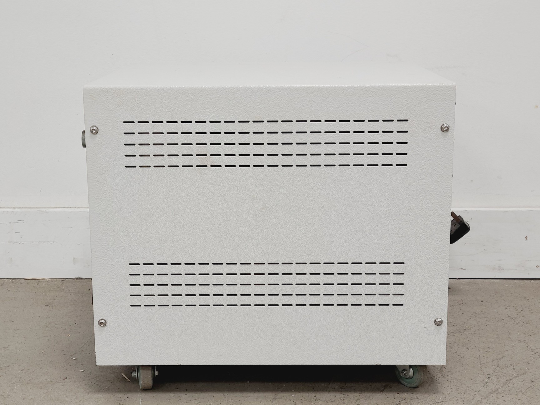 Image of Oxford Cryosystems Cryodrive 2.0 Helium Compressor Model - 972B000A