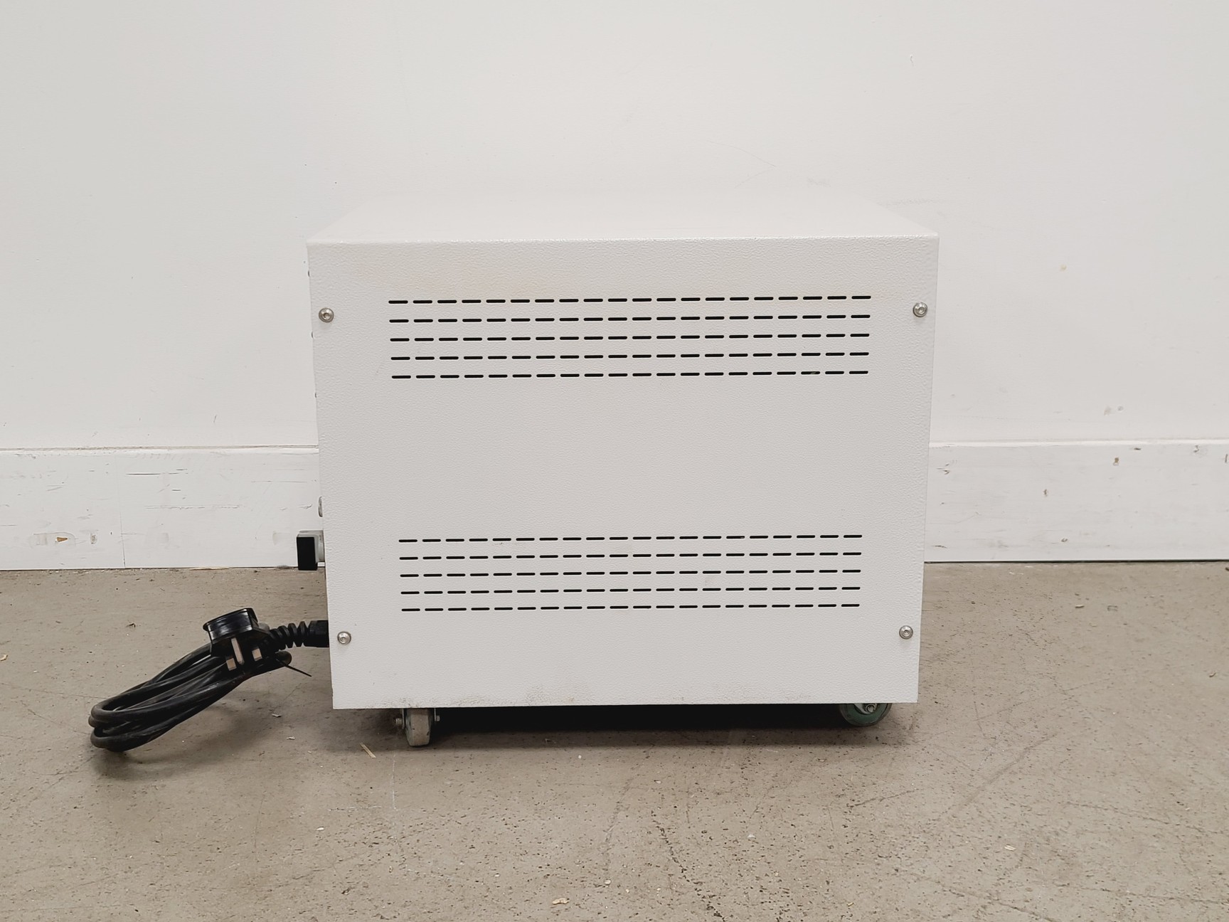 Image of Oxford Cryosystems Cryodrive 2.0 Helium Compressor Model - 972B000A