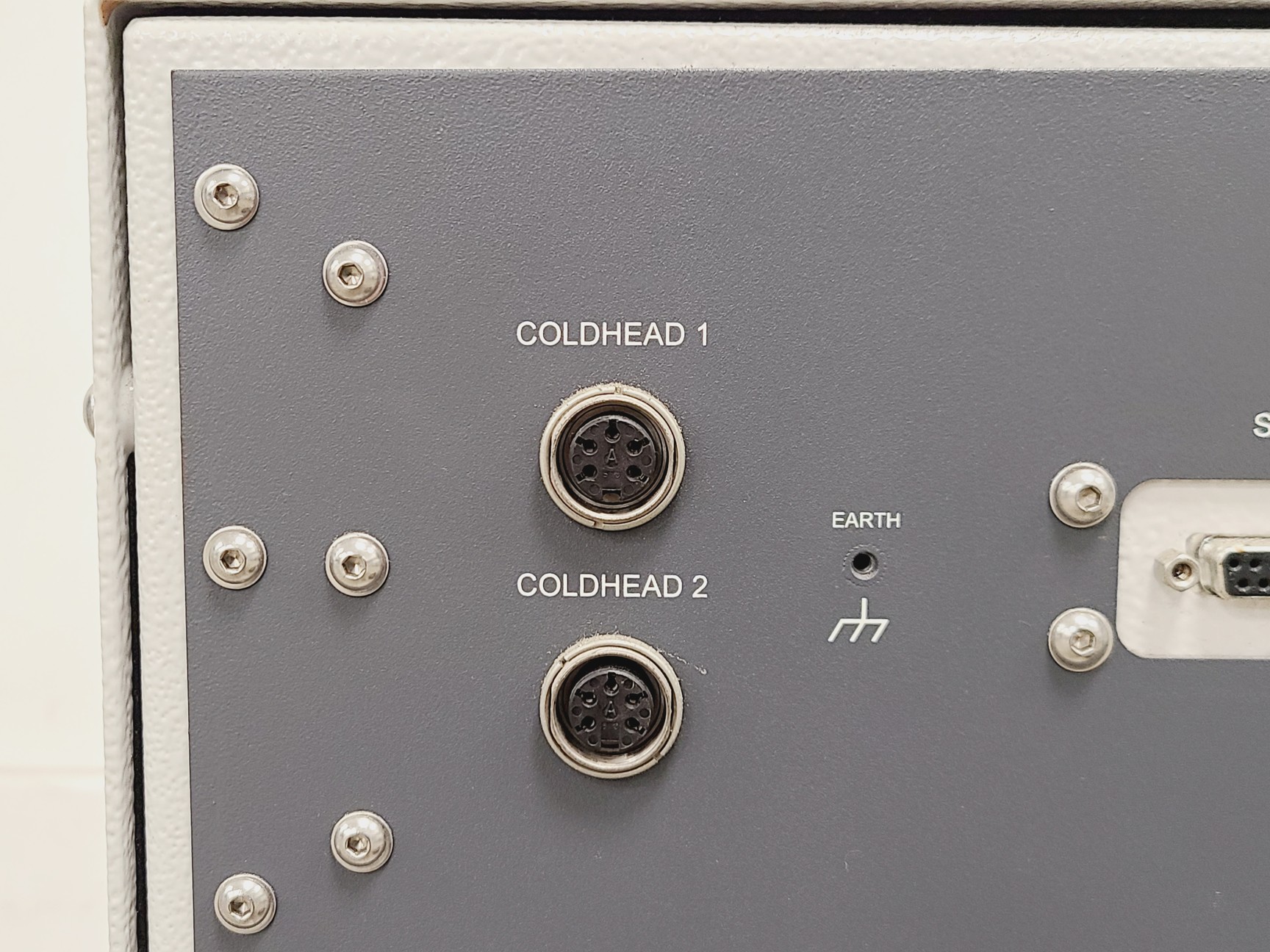 Image of Oxford Cryosystems Cryodrive 2.0 Helium Compressor Model - 972B000A