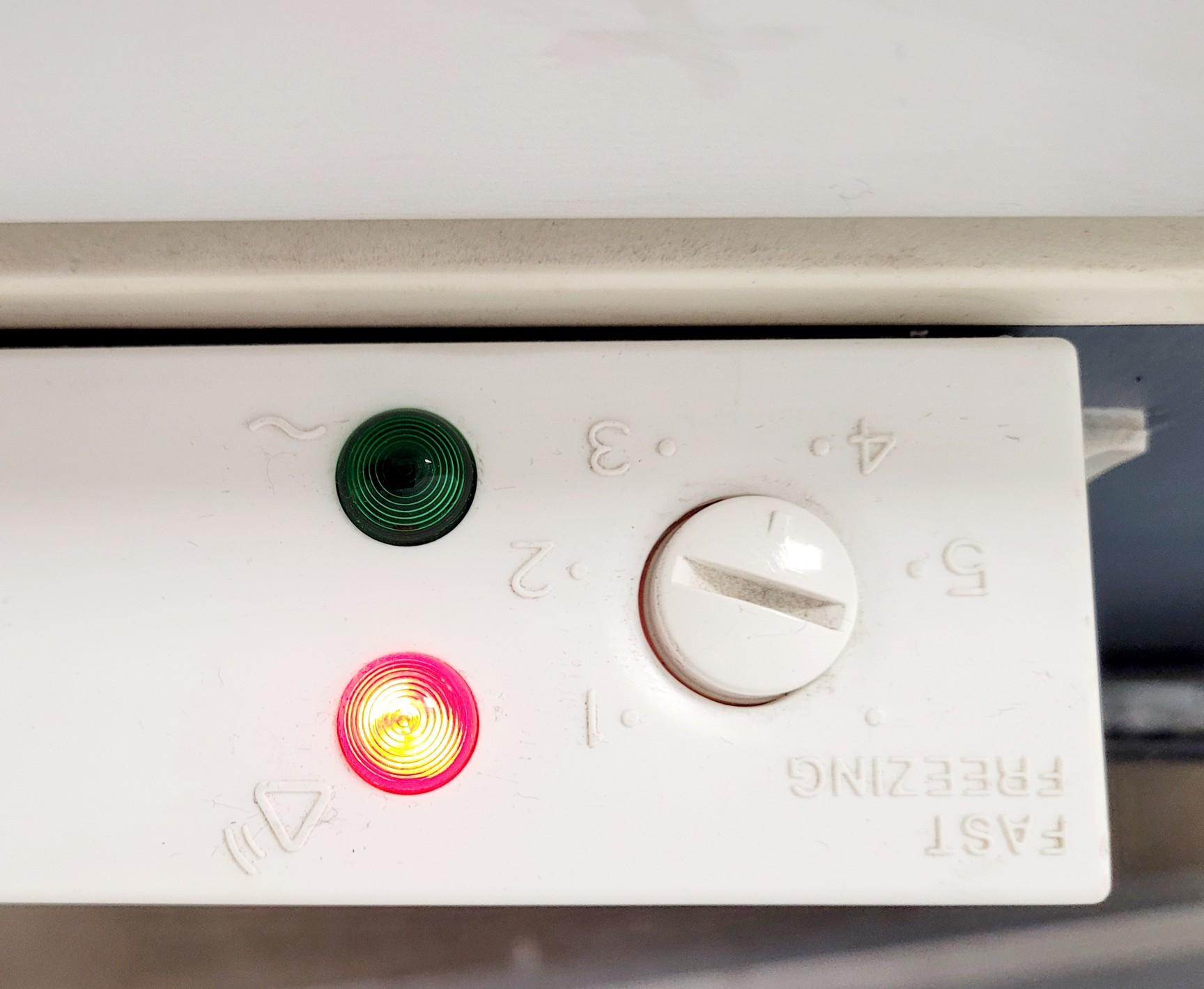 Image of Proline PLC218W Chest Freezer