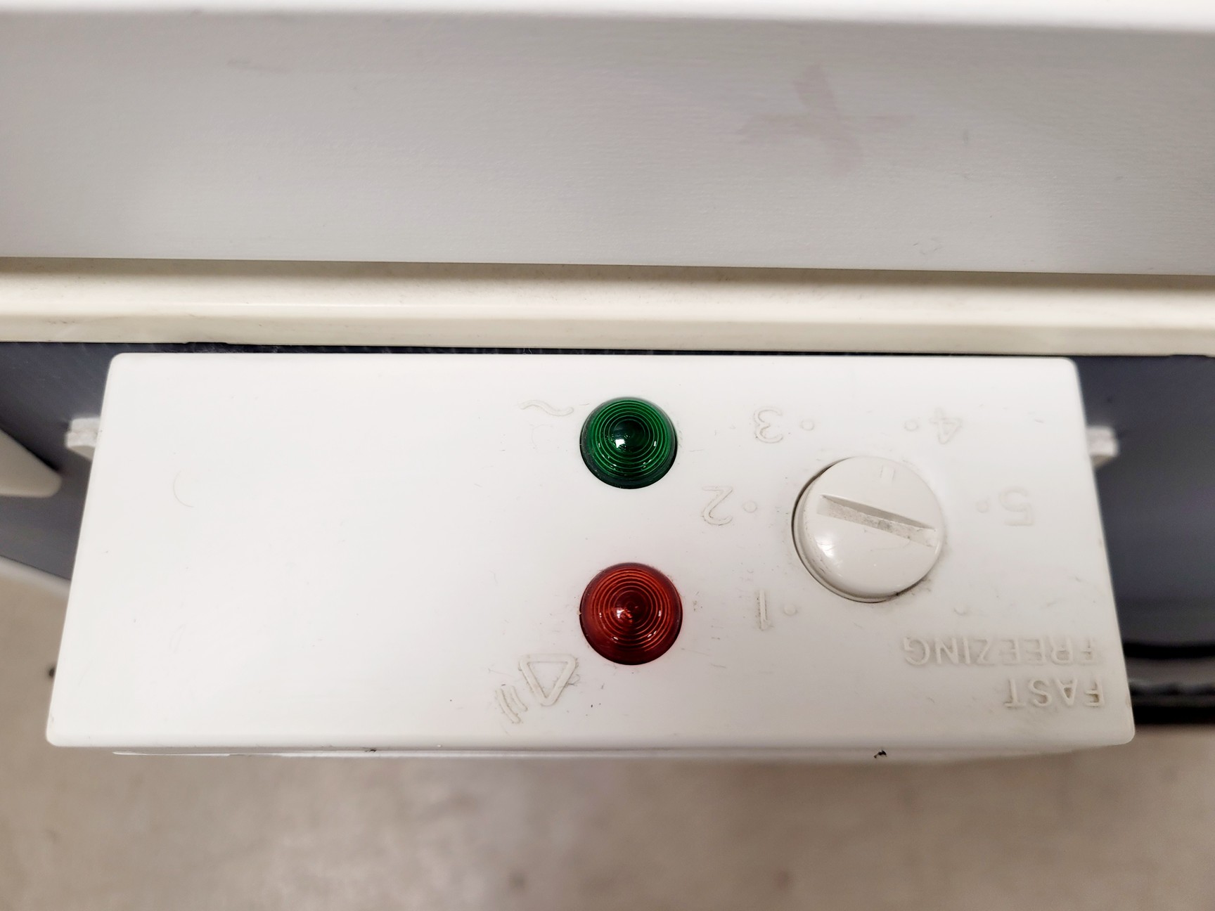 Image of Proline PLC218W Chest Freezer