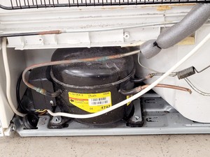 Thumbnail image of Hotpoint RZA34P Freezer