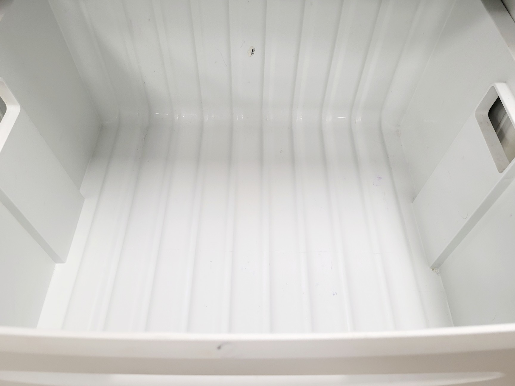 Image of Hotpoint RZA34P Freezer