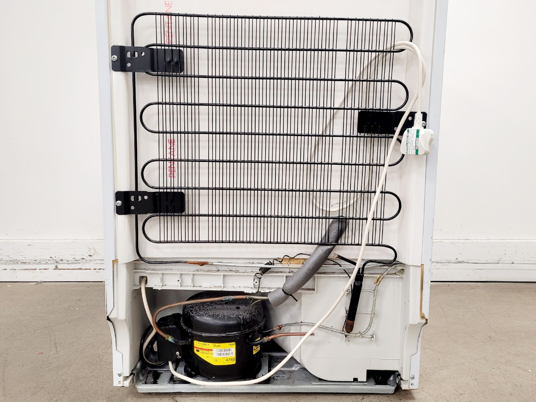 Image of Hotpoint RZA34P Freezer