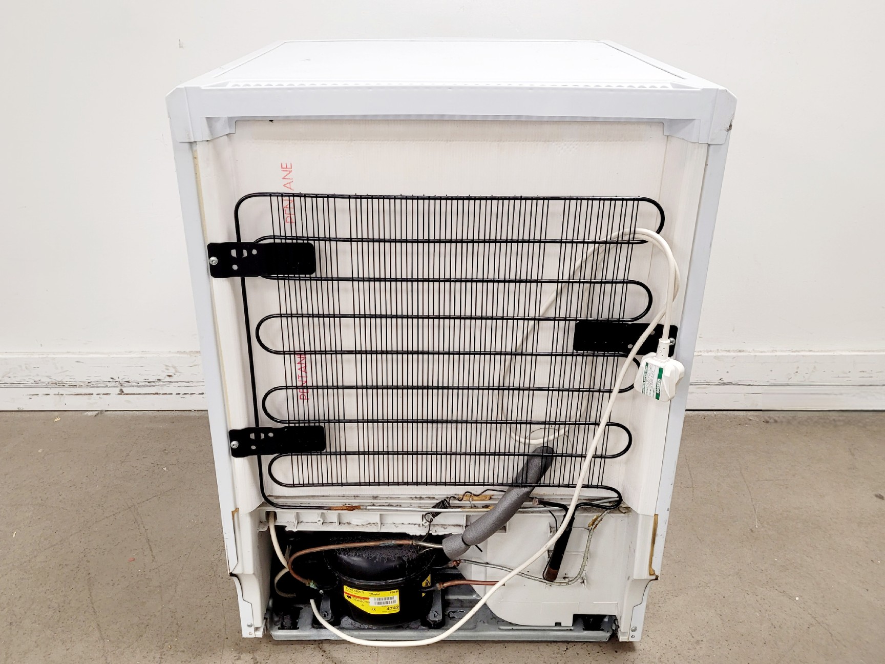 Image of Hotpoint RZA34P Freezer