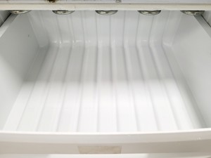Thumbnail image of Hotpoint RZA34P Freezer