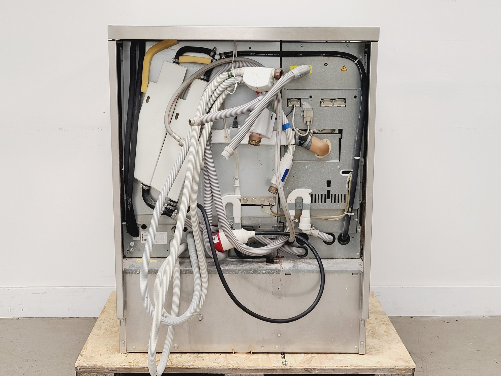 Image of Miele G 7836 CD Glassware Washer