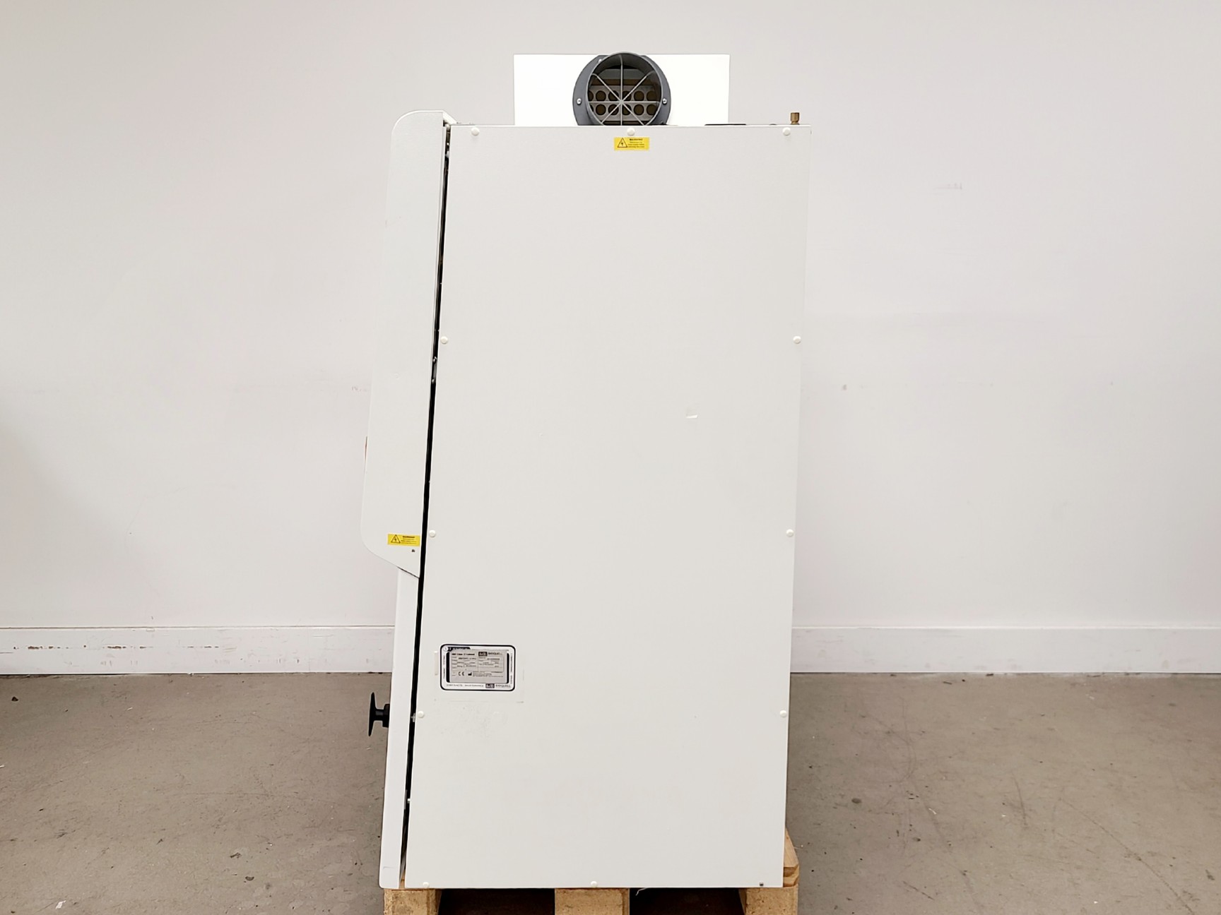 Image of Bioquell Microflow Advanced Class 2 Bio Safety Cabinet ABS1200CLS2-MK2