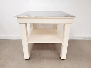 Thumbnail image of Wooden Lab Bench 100 x 100cm