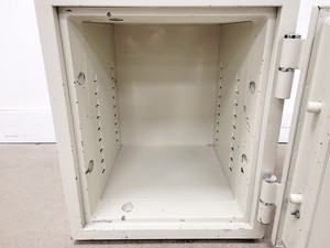 Thumbnail image of Phoenix 500 Fireproof Data Protection Safe 50kg