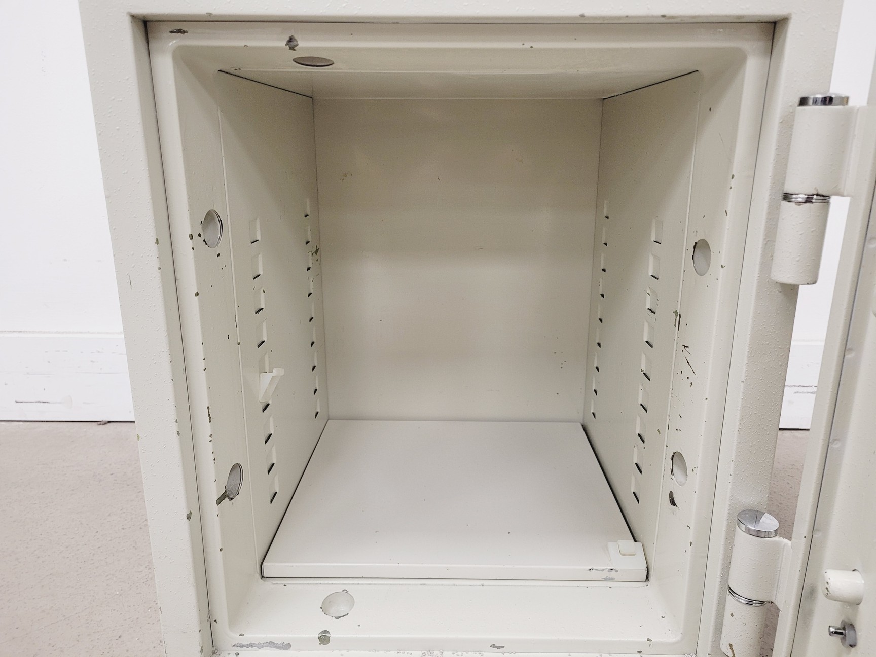Image of Phoenix 500 Fireproof Data Protection Safe 50kg