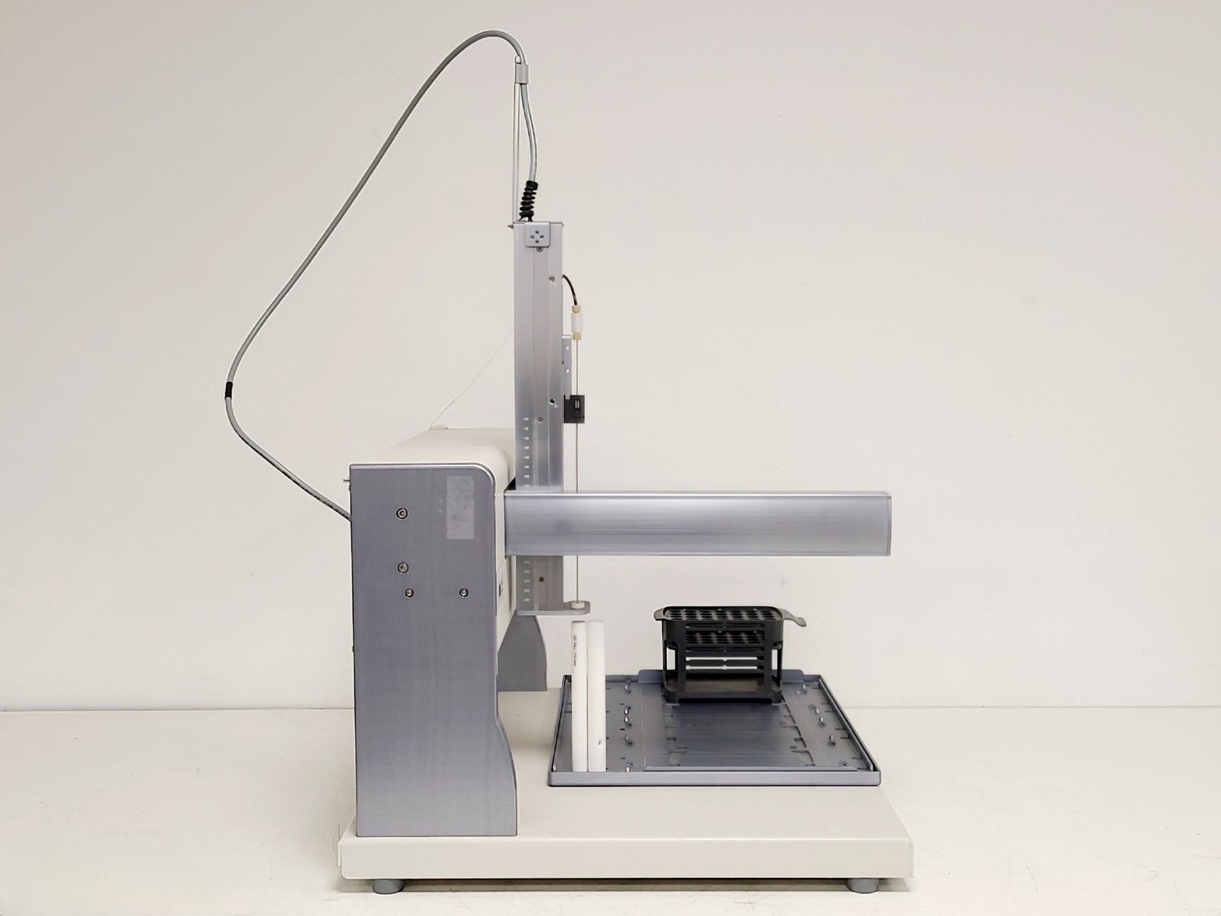 Image of Gilson GX-271 Liquid Handler and PC w/ Biotage Controller and Editor Software