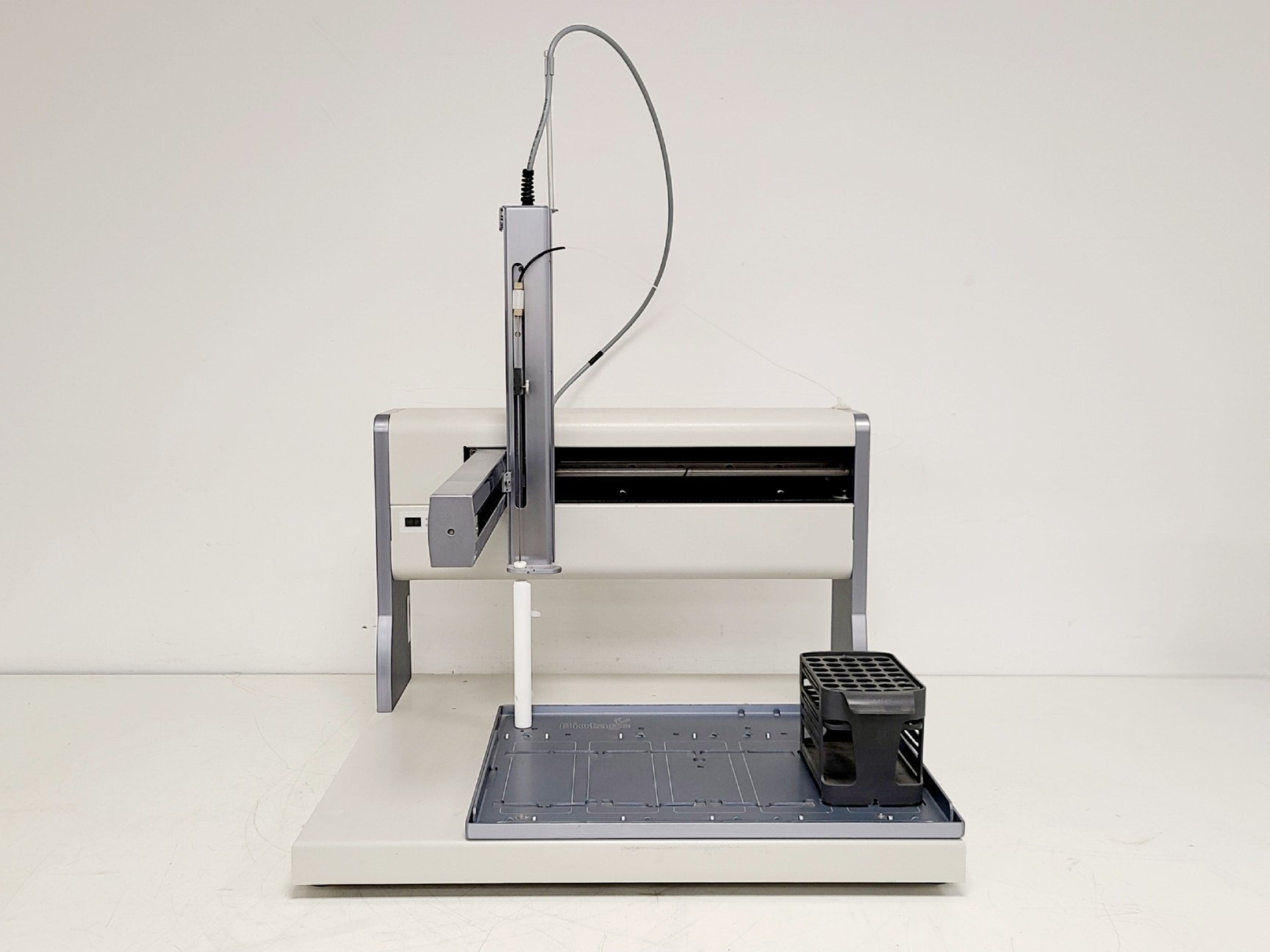 Image of Gilson GX-271 Liquid Handler and PC w/ Biotage Controller and Editor Software