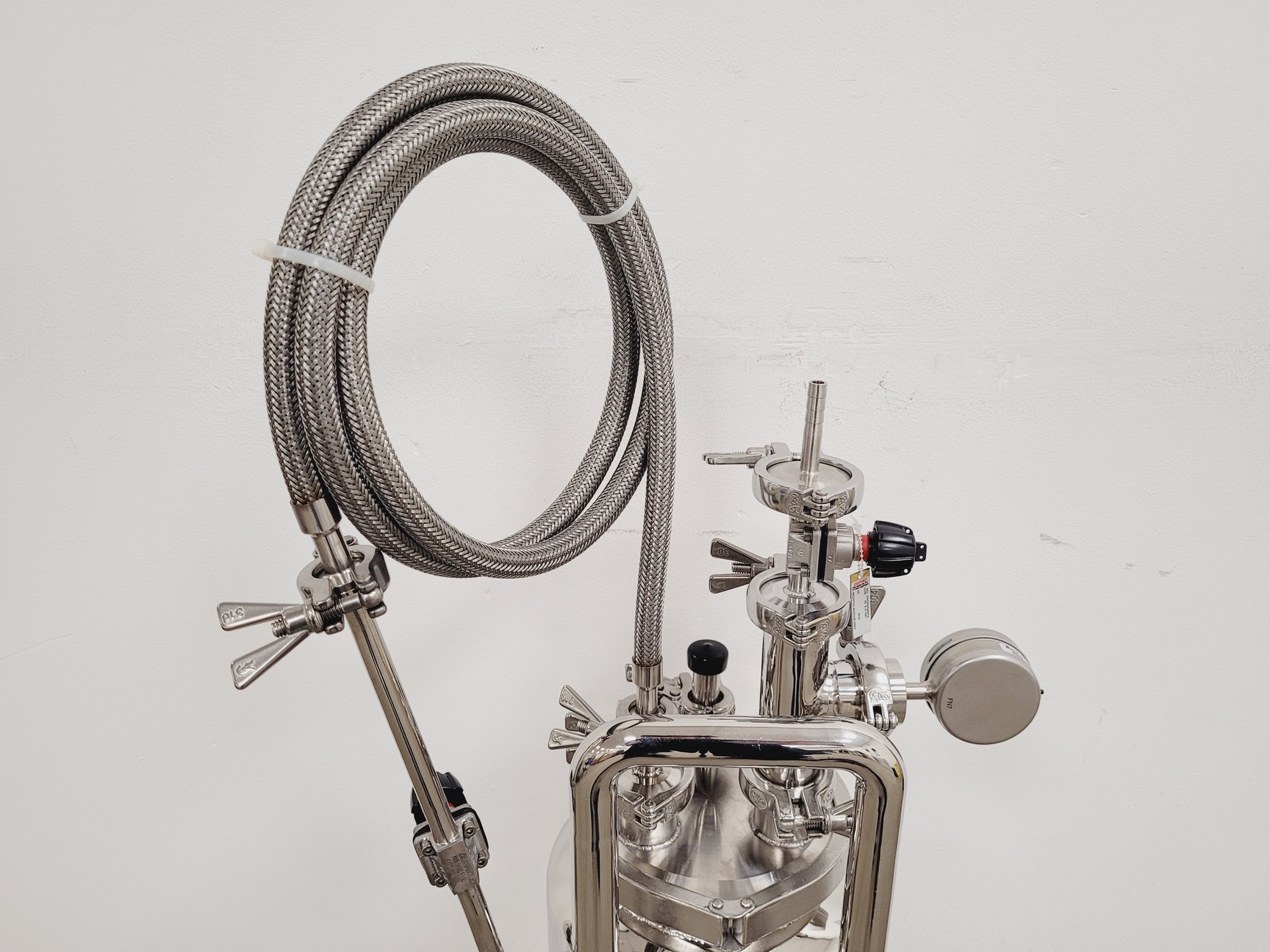 Image of Ecolab Pharmaquip Sanitary Spray System