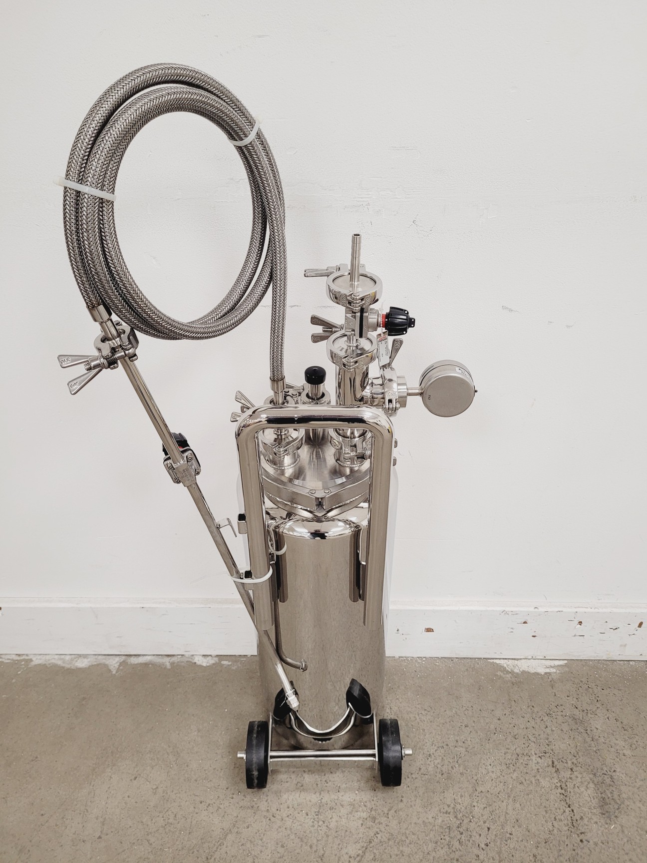 Image of Ecolab Pharmaquip Sanitary Spray System