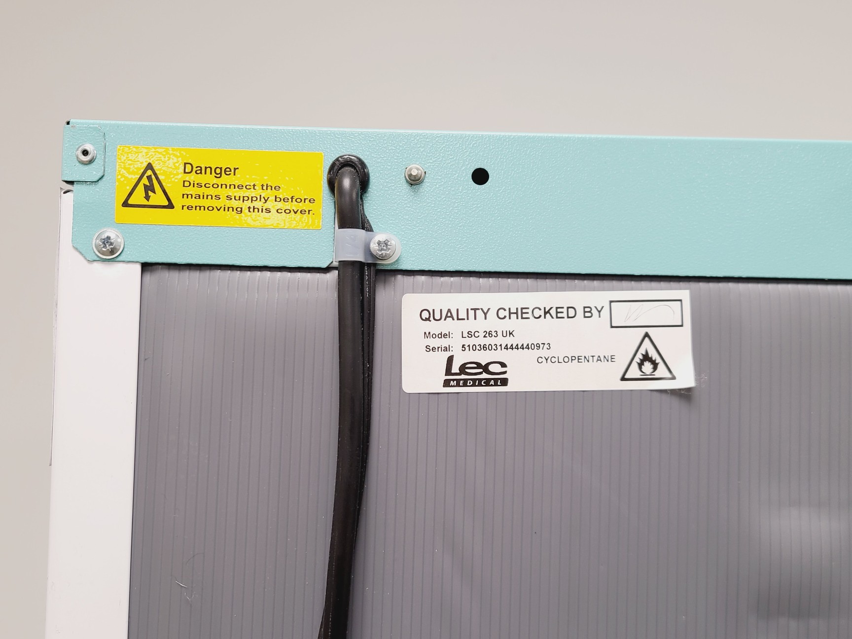 Image of LEC Medical LSC 263 UK Fridge Freezer