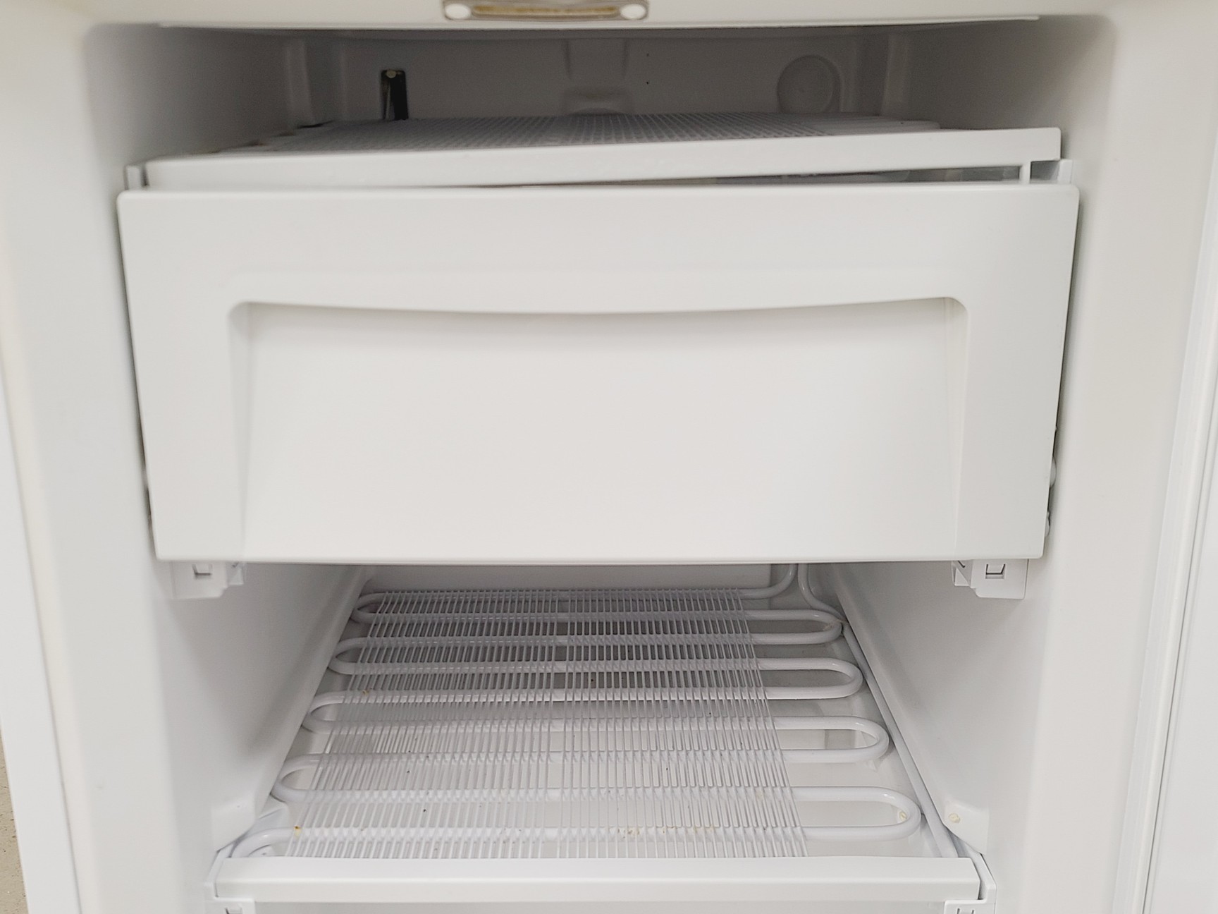 Image of LEC Medical LSC 263 UK Fridge Freezer