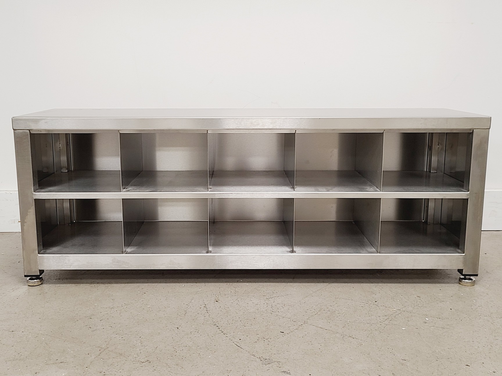Image of Teknomek 304L-Steel Seating Bench With Shoe Compartments