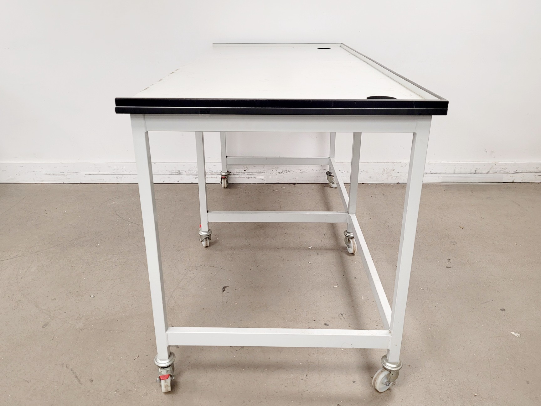 Image of 4 x White Trespa Tables/Laboratory Benching  