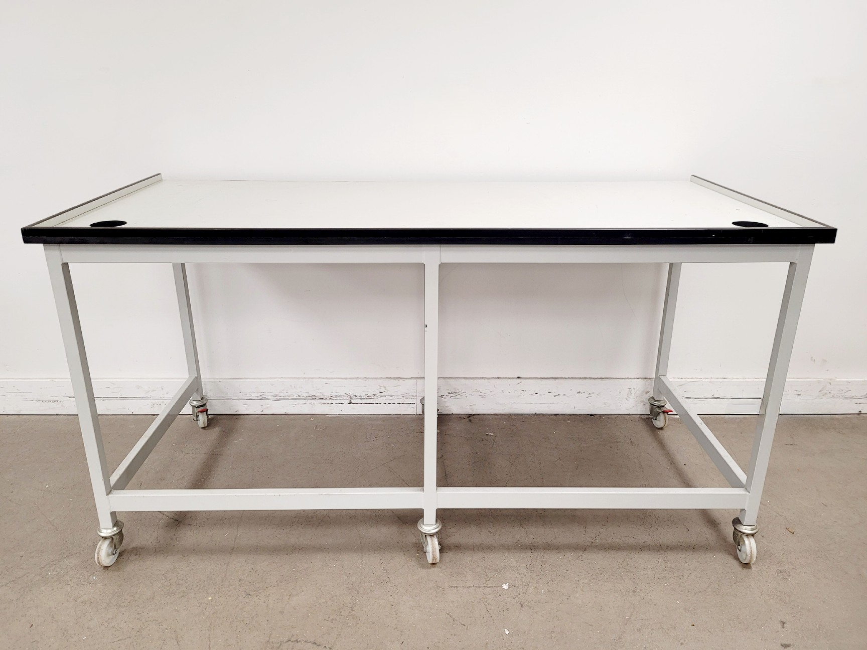Image of 4 x White Trespa Tables/Laboratory Benching  