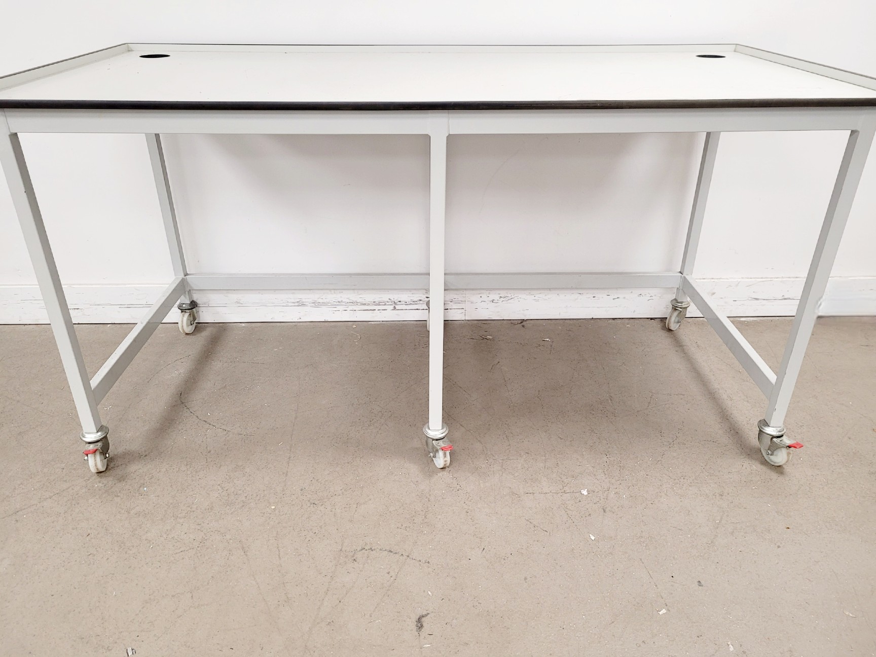 Image of 4 x White Trespa Tables/Laboratory Benching  