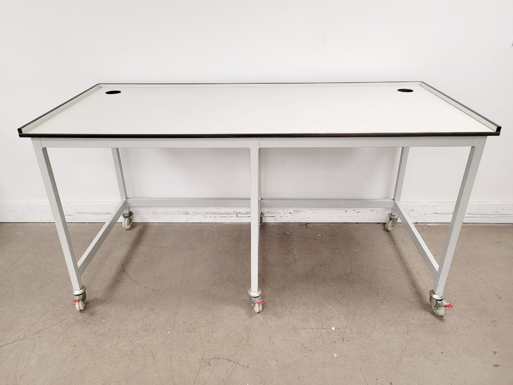 Image of 4 x White Trespa Tables/Laboratory Benching  