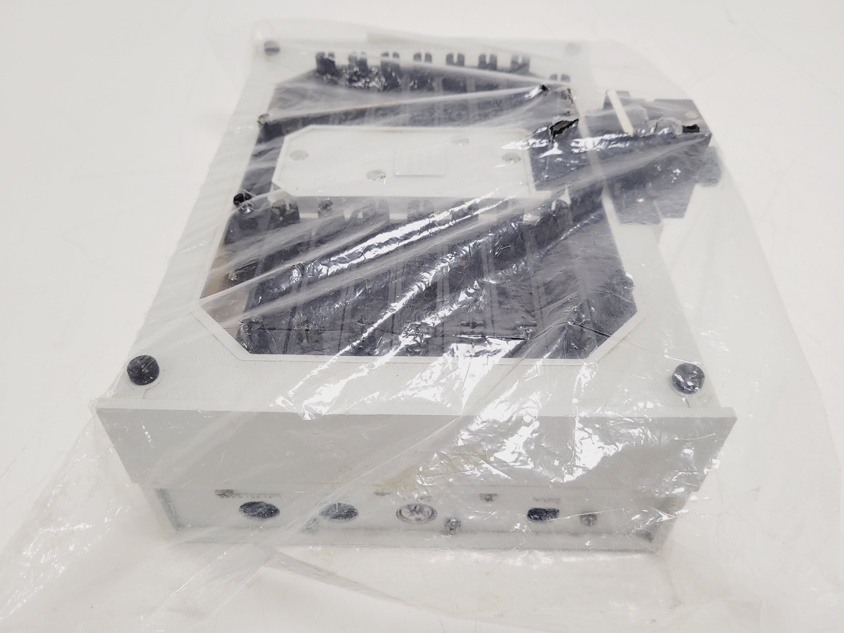 Image of Applied Biosystems Pioneer Peptide Synthesis System