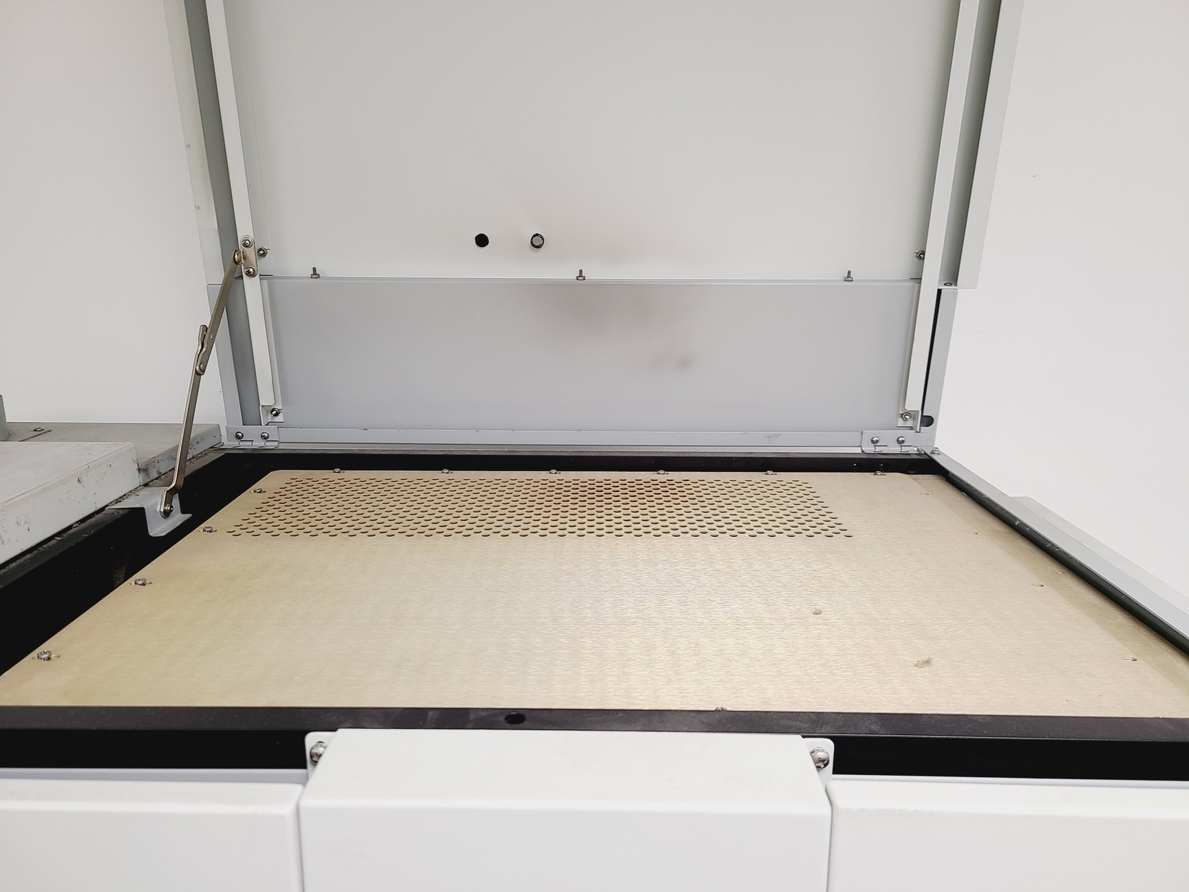 Image of PerSeptive Biosystems Pioneer Peptide Synthesis System